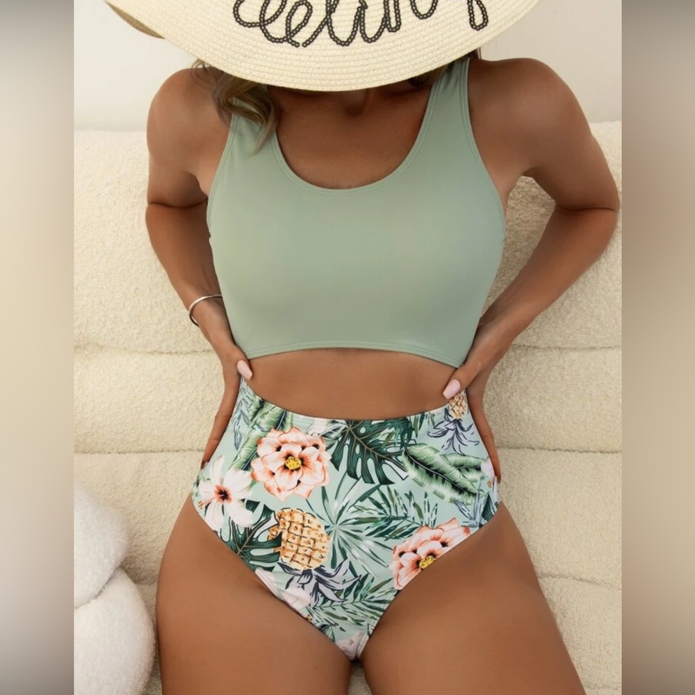 SHEIN Sage Green Floral Bikini Set
